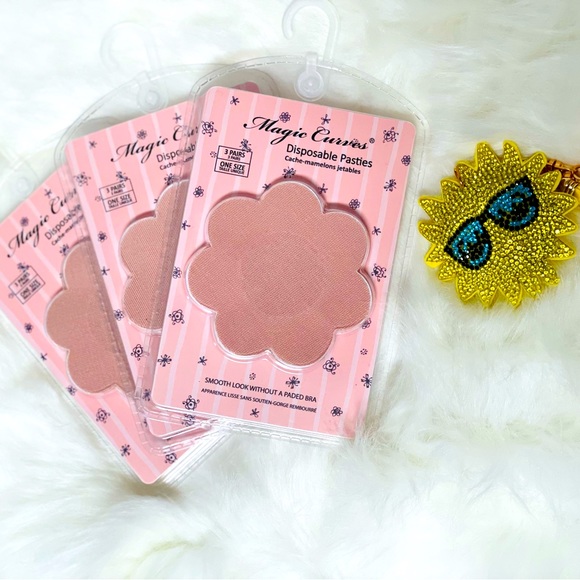 Magic Curves Disposable Pasties - Picture 1 of 3